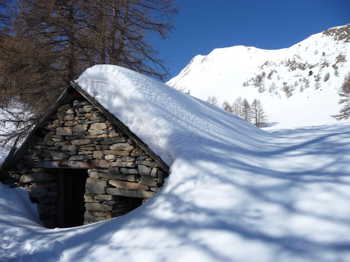Gite D'Etape Auberge De L'Ardoisiere Jausiers Dış mekan fotoğraf
